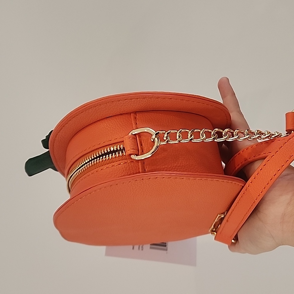 NEW KITSCH PUMPKIN CROSSBODY BAG - Picture 5 of 7